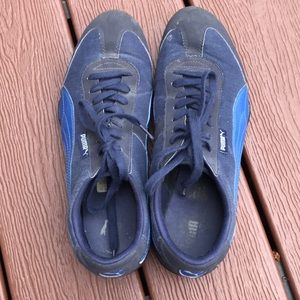 Men’s Puma sneakers
